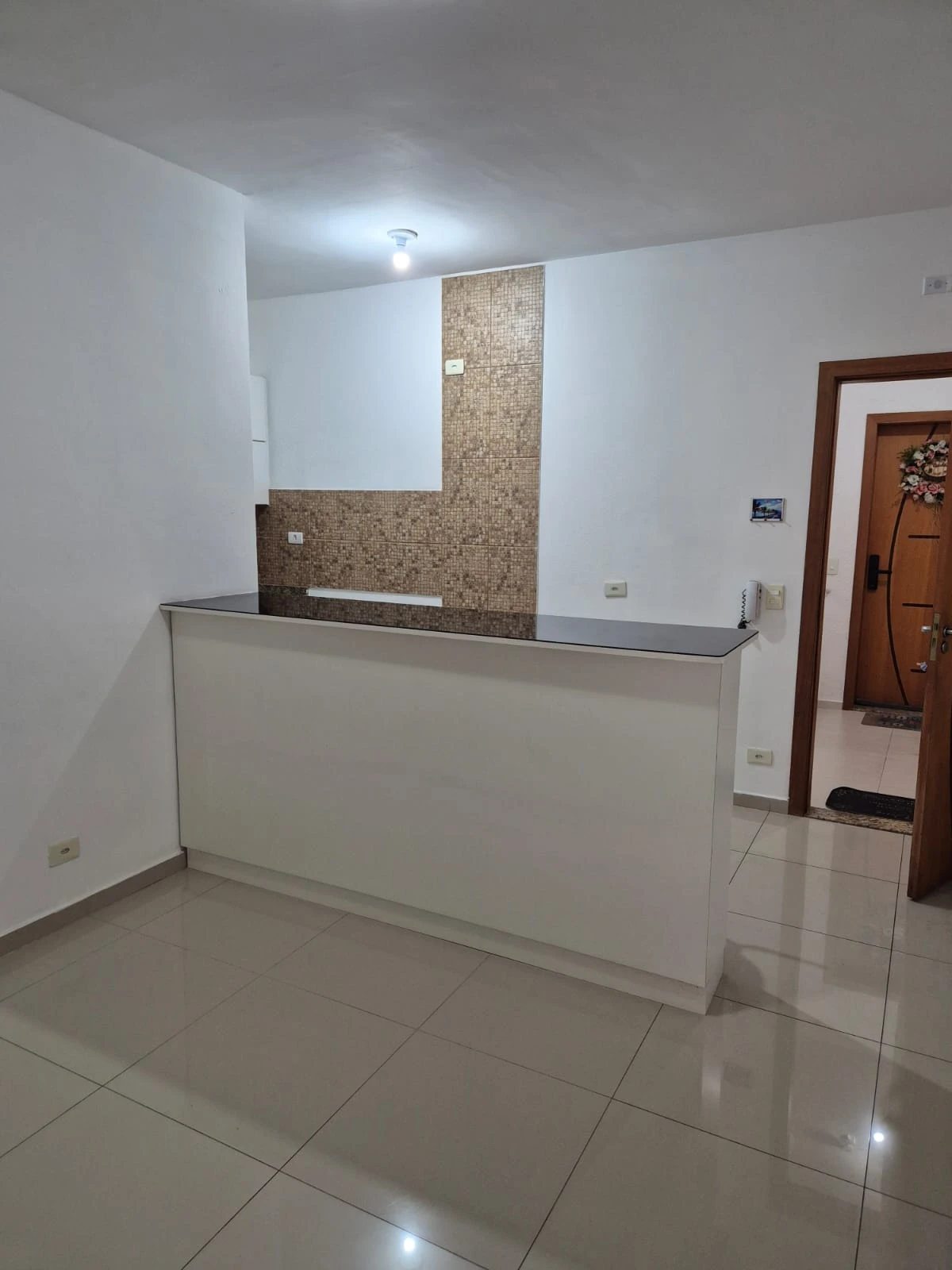 APARTAMENTO SEM CONDOMÍNIO