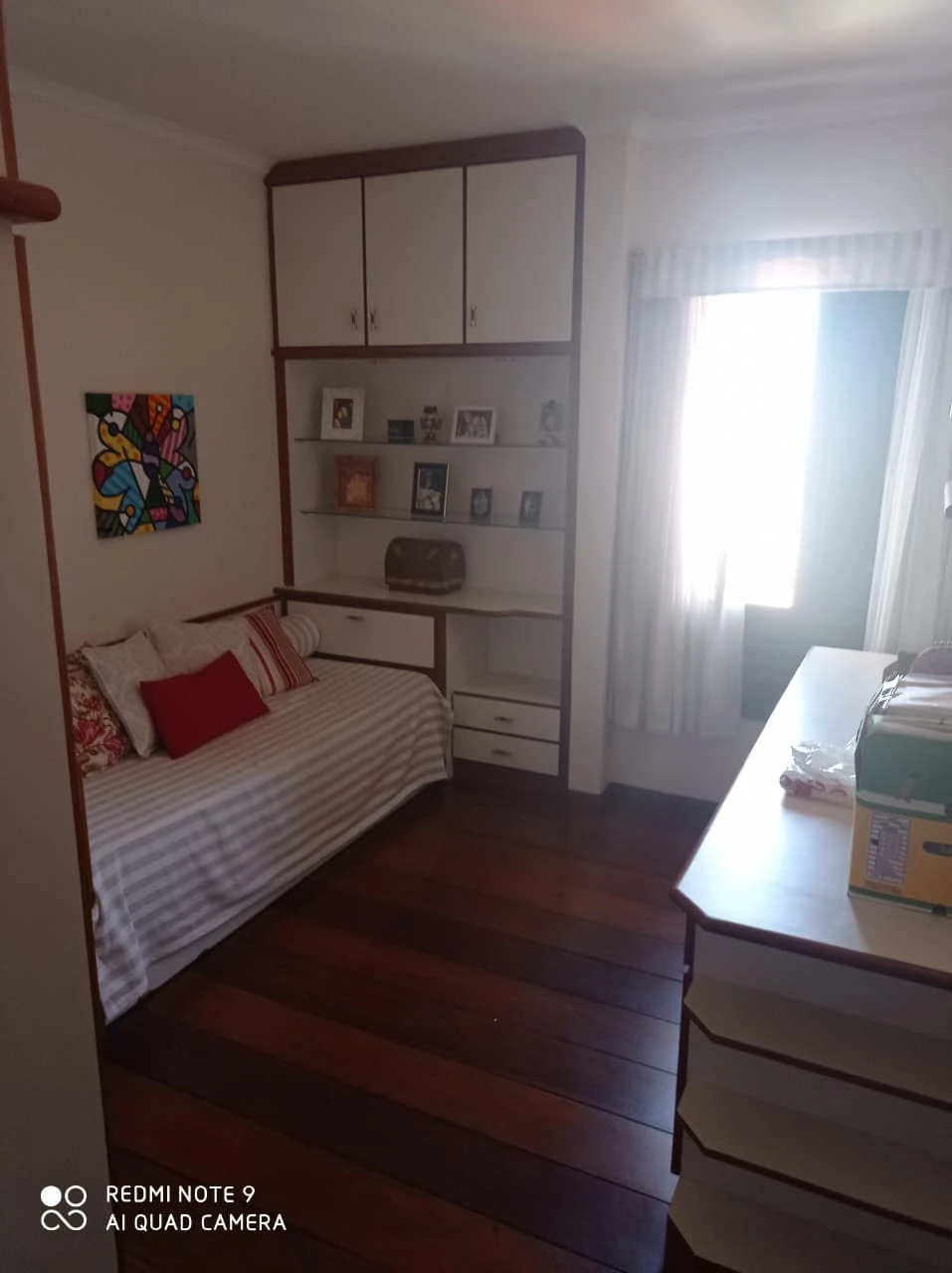 APARTAMENTO EM CONDOMÍNIO