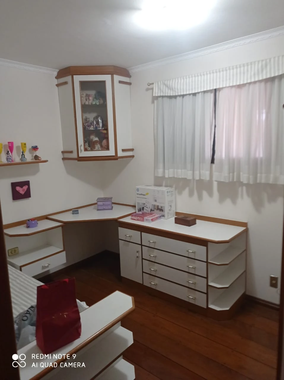 APARTAMENTO EM CONDOMÍNIO