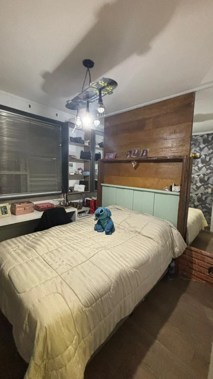 SOBRADO EM CONDOMÍNIO