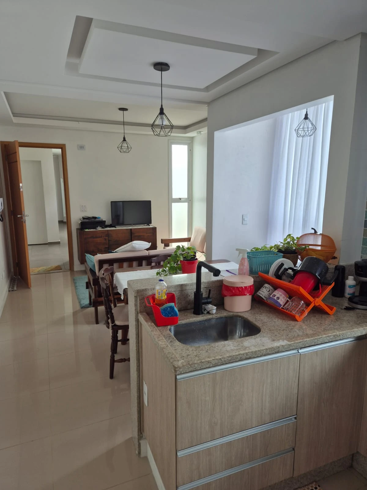 APARTAMENTO EM CONDOMÍNIO
