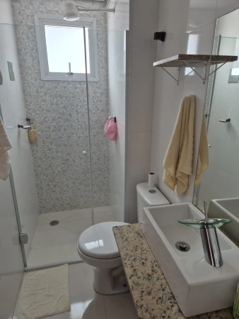 APARTAMENTO EM CONDOMÍNIO