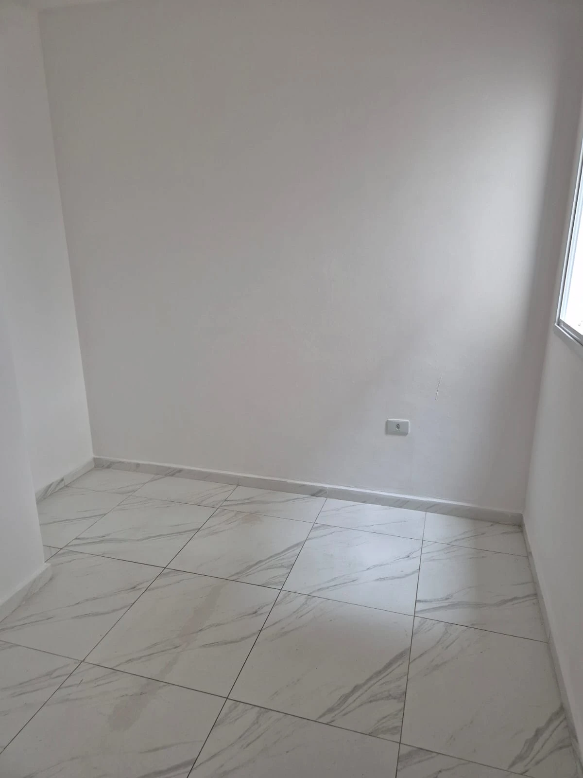 COBERTURA SEM CONDOMÍNIO