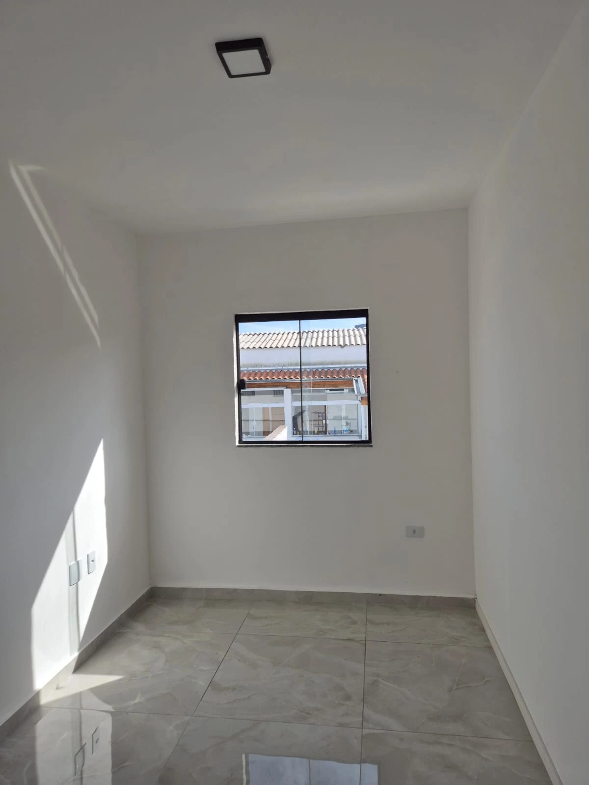 SALA COMERCIAL