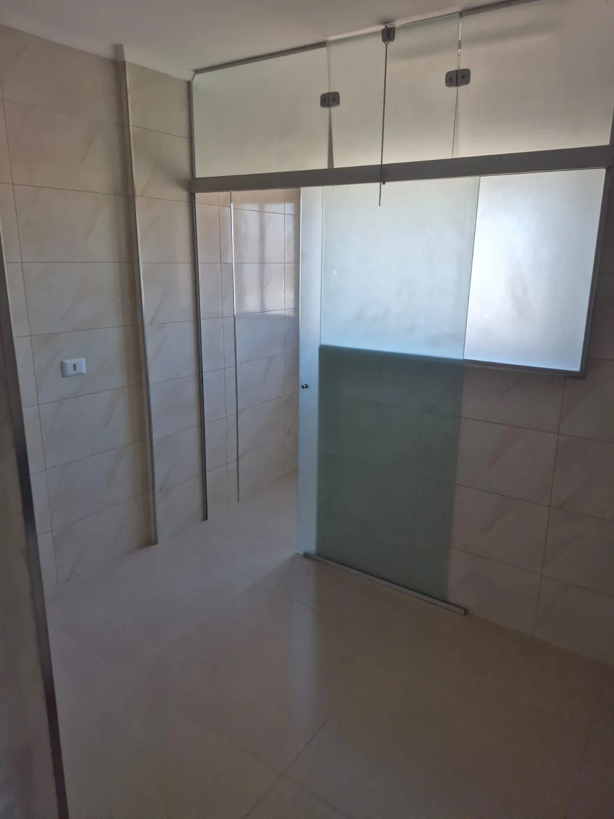 APARTAMENTO EM CONDOMÍNIO
