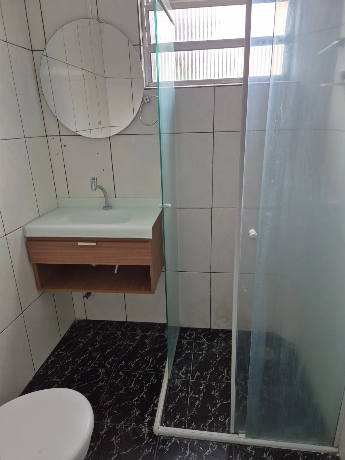 APARTAMENTO SEM CONDOMÍNIO