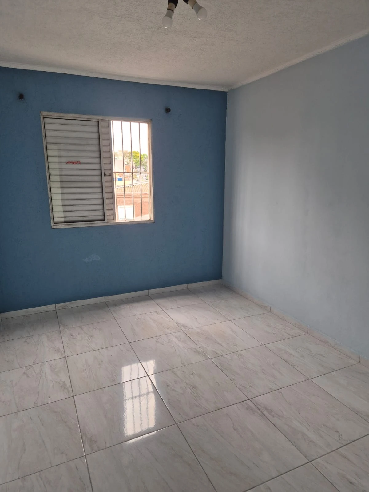 APARTAMENTO SEM CONDOMÍNIO