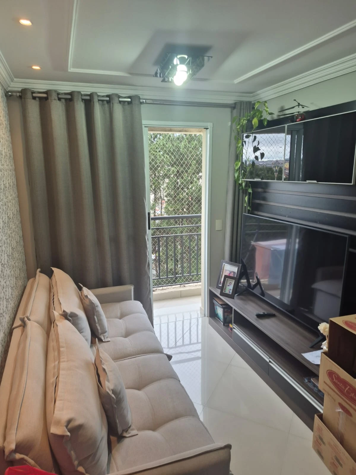 APARTAMENTO EM CONDOMÍNIO