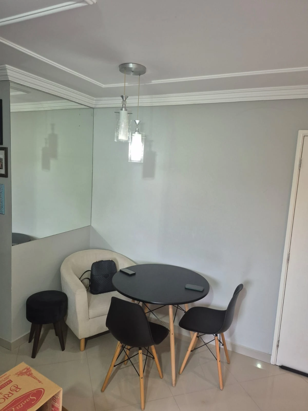 APARTAMENTO EM CONDOMÍNIO