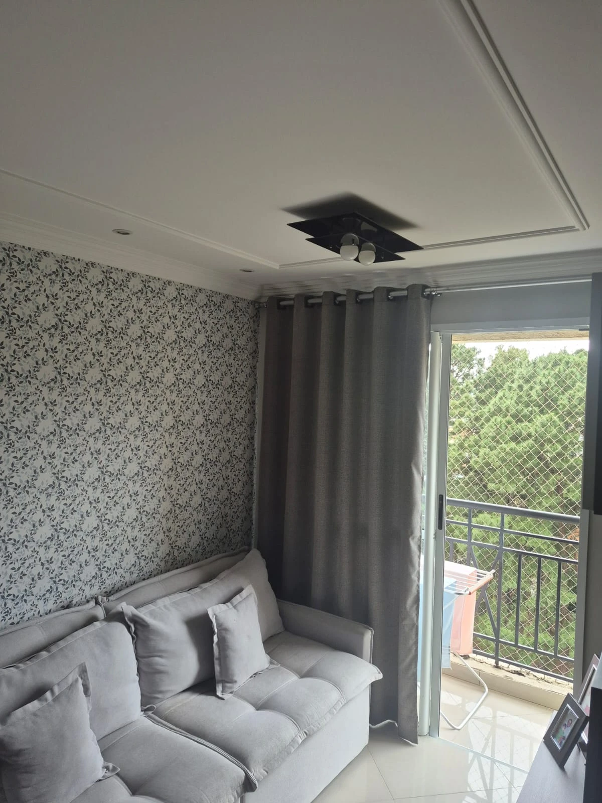 APARTAMENTO EM CONDOMÍNIO