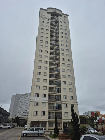 APARTAMENTO EM CONDOMÍNIO