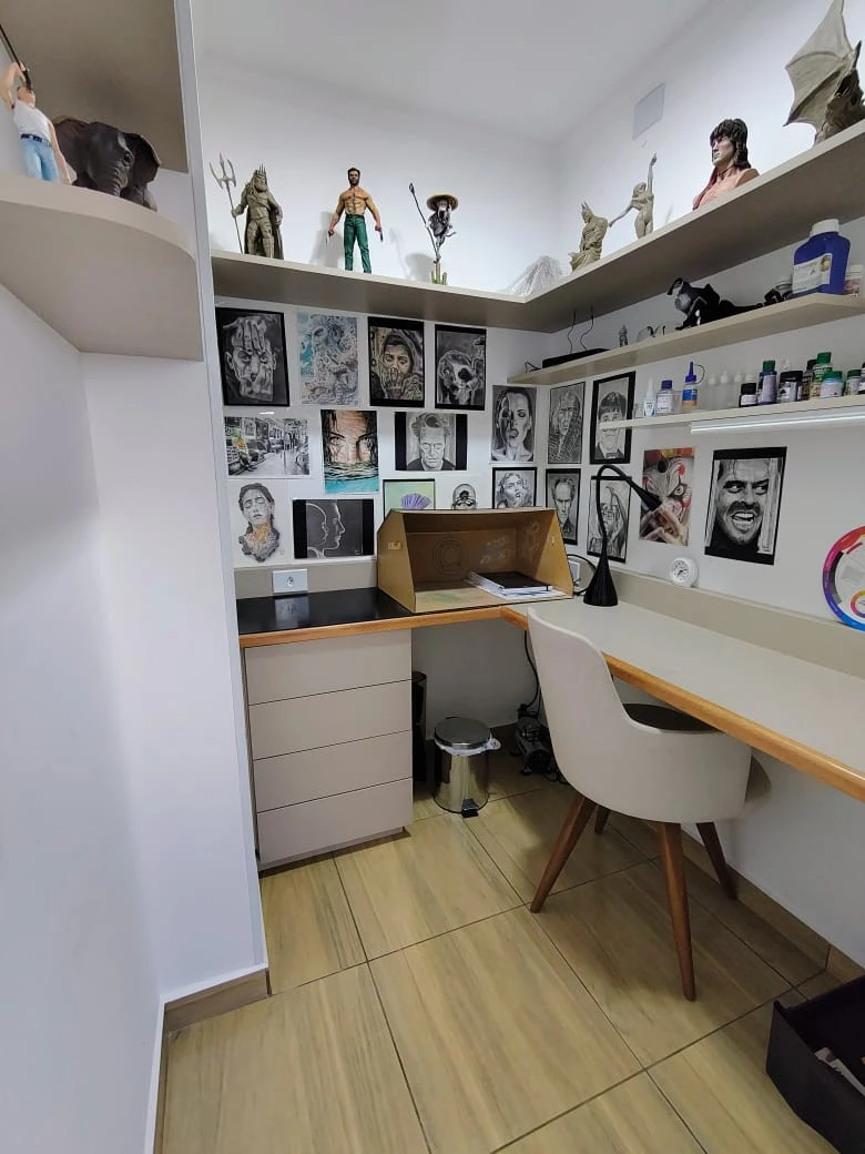 APARTAMENTO EM CONDOMÍNIO