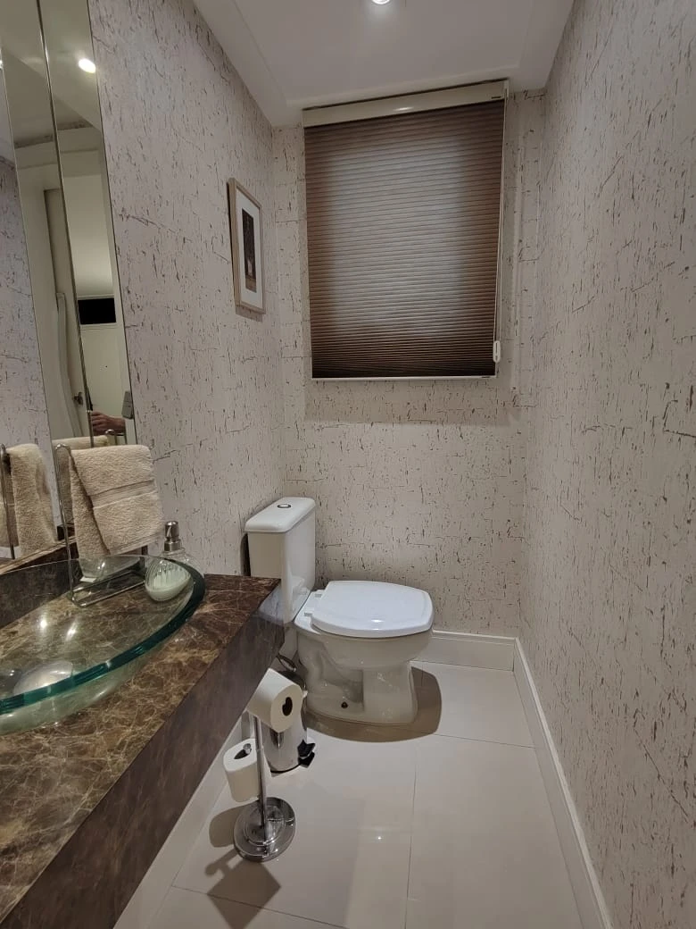 APARTAMENTO EM CONDOMÍNIO