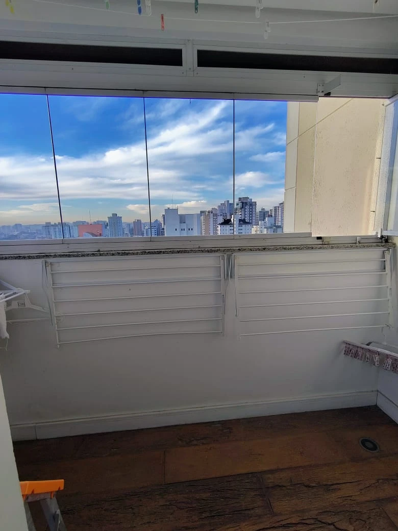 APARTAMENTO EM CONDOMÍNIO