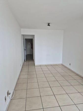 APARTAMENTO EM CONDOMÍNIO