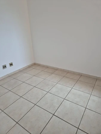 APARTAMENTO EM CONDOMÍNIO
