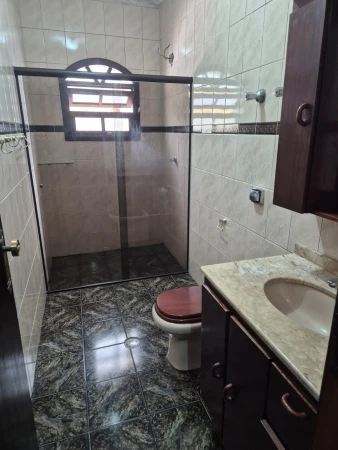 CASA ASSOBRADADA - 3 DORMITÓRIOS