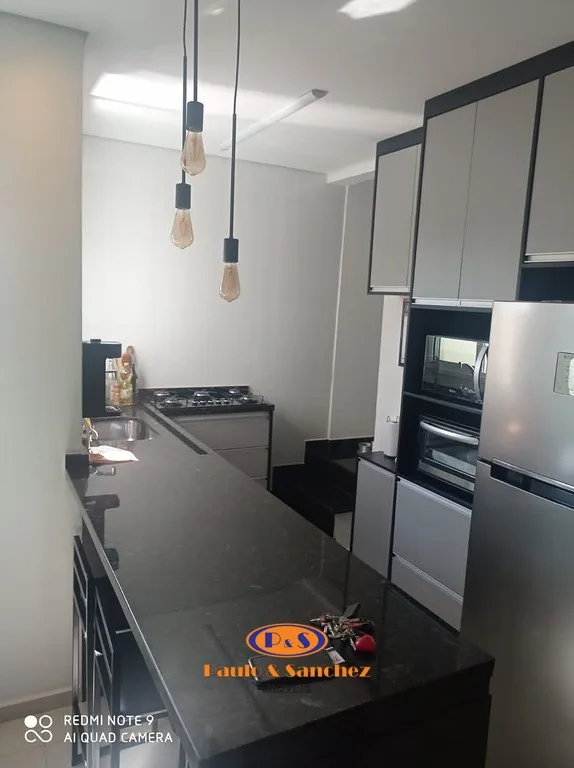 COBERTURA SEM CONDOMÍNIO