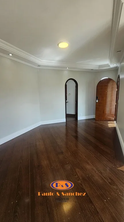 APARTAMENTO EM CONDOMÍNIO - 03 DORMITÓRIOS