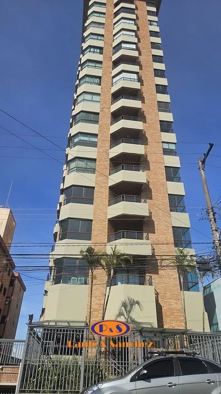 APARTAMENTO EM CONDOMÍNIO - 03 DORMITÓRIOS