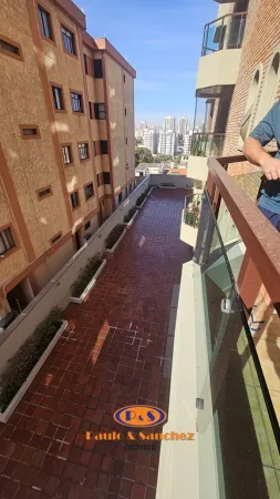 APARTAMENTO EM CONDOMÍNIO - 03 DORMITÓRIOS