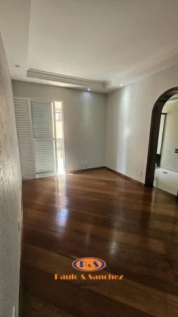 APARTAMENTO EM CONDOMÍNIO - 03 DORMITÓRIOS