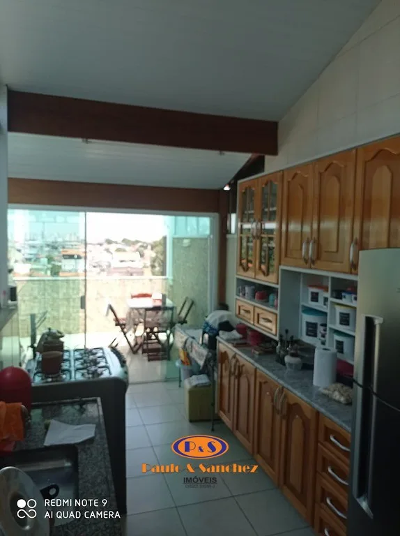 COBERTURA SEM CONDOMÍNIO - 02 DORMITÓRIOS