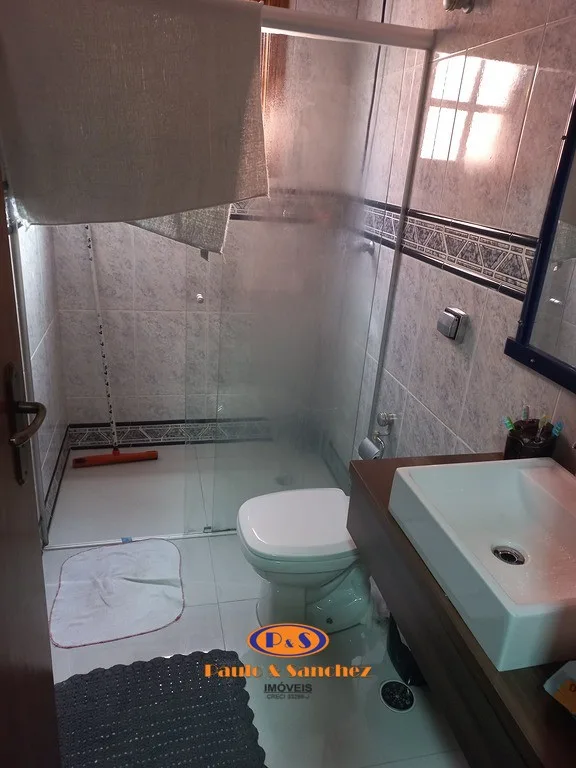 SOBRADO - 04 DORMITÓRIOS