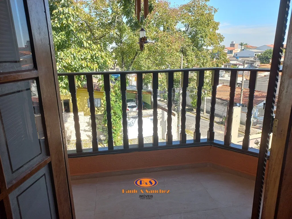 SOBRADO - 04 DORMITÓRIOS