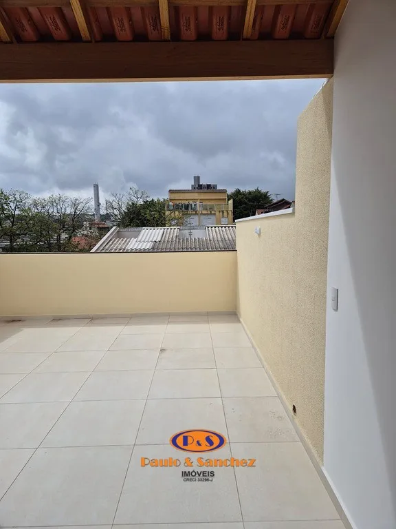 COBERTURA SEM CONDOMÍNIO - NOVA E COM ELEVADOR!!!!