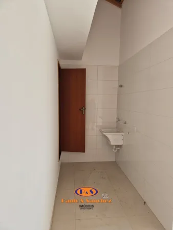 COBERTURA SEM CONDOMÍNIO - NOVA E COM ELEVADOR!!!!