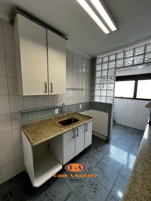 APARTAMENTO EM CONDOMÍNIO - 02 DORMITÓRIOS