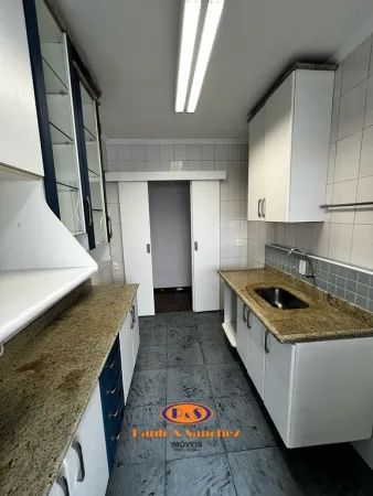 APARTAMENTO EM CONDOMÍNIO - 02 DORMITÓRIOS