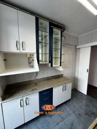 APARTAMENTO EM CONDOMÍNIO - 02 DORMITÓRIOS