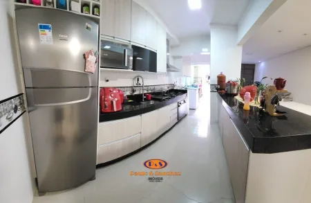 APARTAMENTO SEM CONDOMÍNIO - 03 DORMITÓRIOS