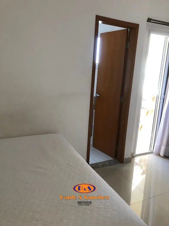 APARTAMENTO SEM CONDOMÍNIO - 03 DORMITÓRIOS