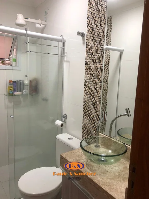 APARTAMENTO SEM CONDOMÍNIO - 03 DORMITÓRIOS