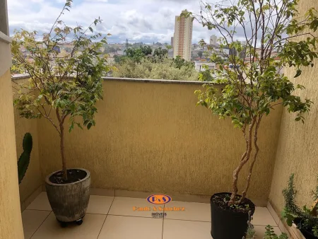 APARTAMENTO SEM CONDOMÍNIO - 03 DORMITÓRIOS