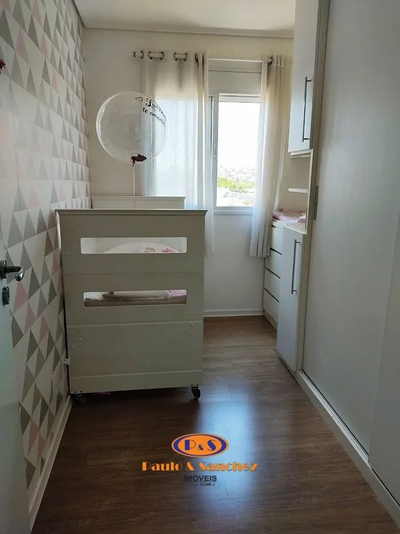APARTAMENTO EM CONDOMÍNIO - 03 DORMITÓRIOS