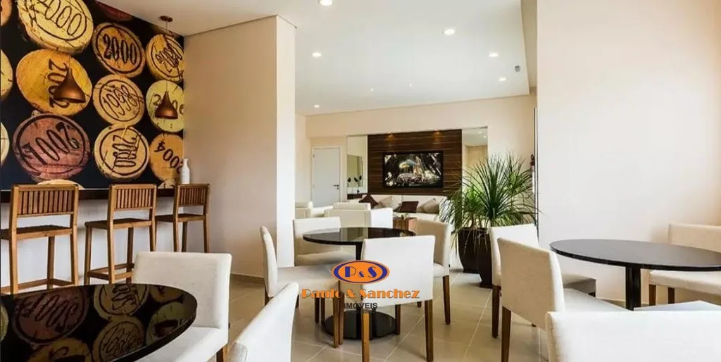 APARTAMENTO EM CONDOMÍNIO - 03 DORMITÓRIOS