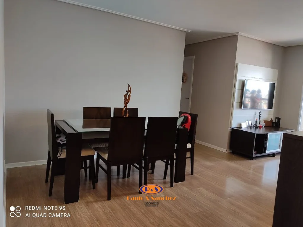 APARTAMENTO EM CONDOMÍNIO - 03 DORMITÓRIOS