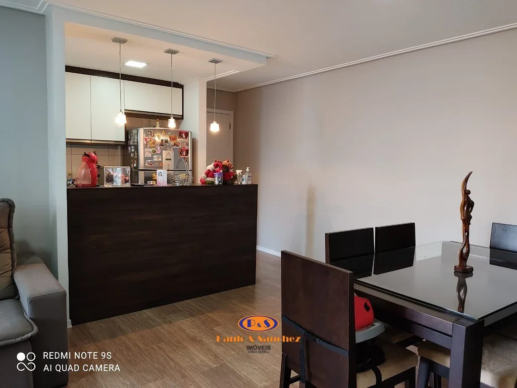 APARTAMENTO EM CONDOMÍNIO - 03 DORMITÓRIOS