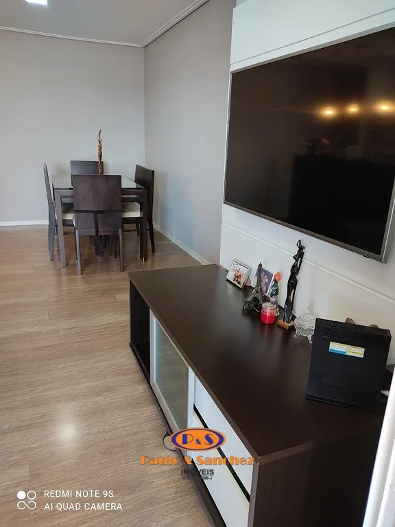 APARTAMENTO EM CONDOMÍNIO - 03 DORMITÓRIOS