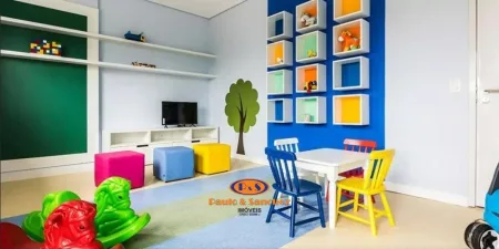 APARTAMENTO EM CONDOMÍNIO - 03 DORMITÓRIOS