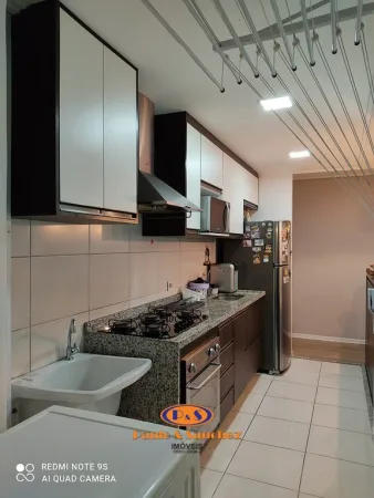 APARTAMENTO EM CONDOMÍNIO - 03 DORMITÓRIOS