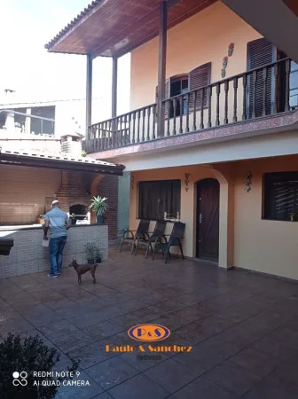 SOBRADO - 03 DORMITÓRIOS