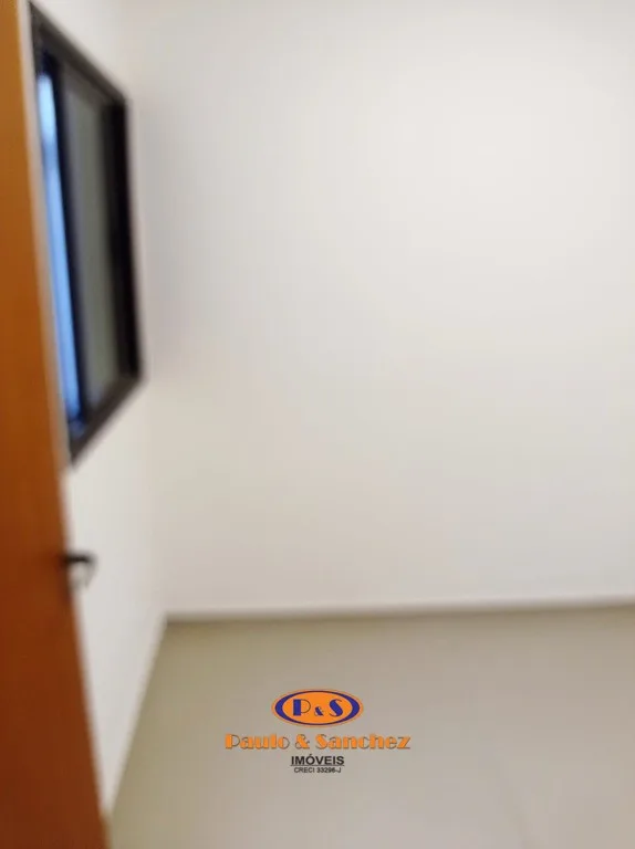 APARTAMENTO SEM CONDOMÍNIO - 02 DORMITÓRIOS