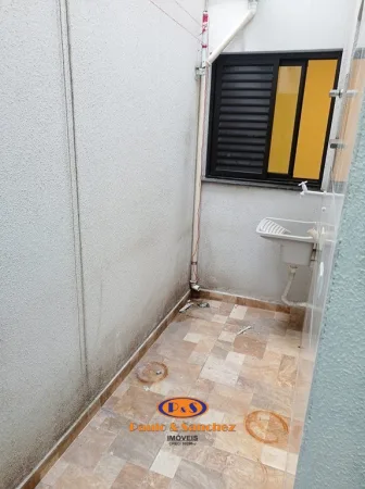 APARTAMENTO SEM CONDOMÍNIO - 02 DORMITÓRIOS