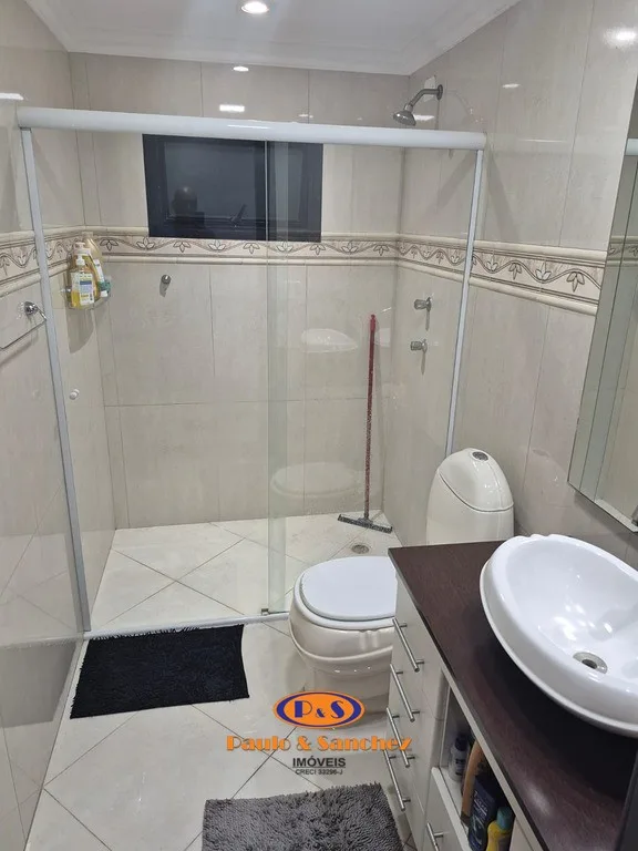APARTAMENTO EM CONDOMÍNIO - 03 DORMITÓRIOS!!!!!