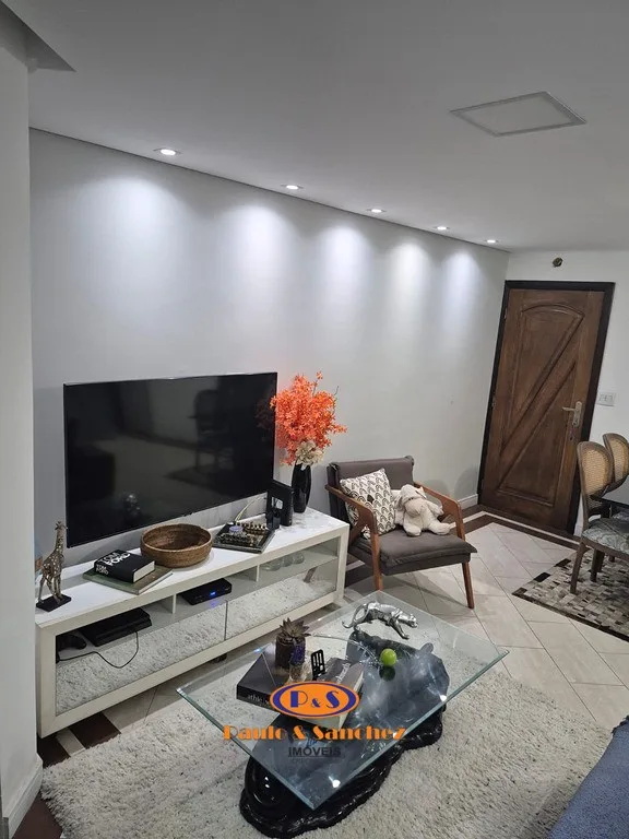 APARTAMENTO EM CONDOMÍNIO - 03 DORMITÓRIOS!!!!!